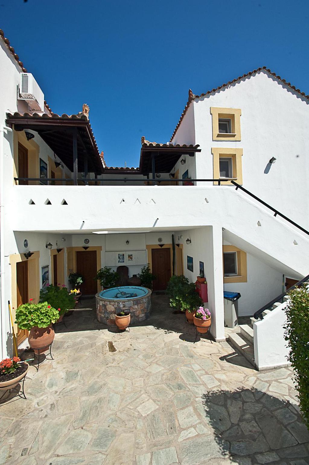 Pegasus Apartments Stafylos Exterior foto